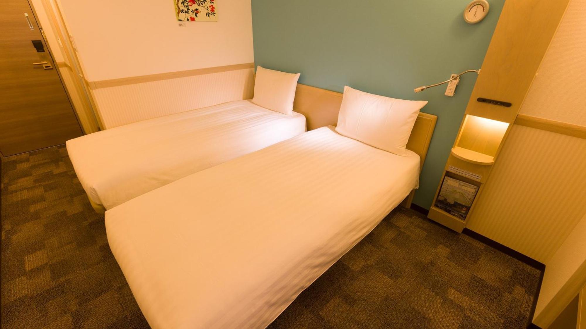 Toyoko Inn Shin-Aomori-Eki Higashi-Guchi Pokoj fotografie